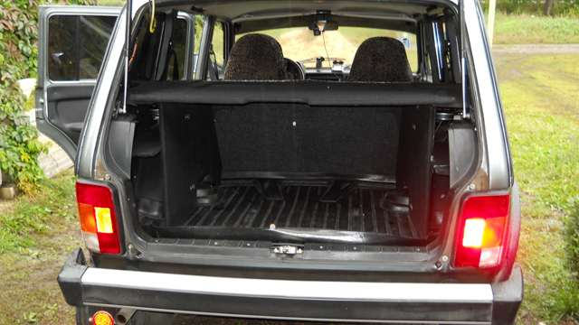 Полка багажника НИВА 2131 Акустическая с боковинами - опорами Отзывы: